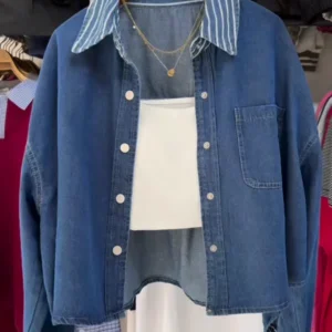 Cropped Washed Denim Shirt with White Inner – Layered Street Style Essential for Casual Chic Look